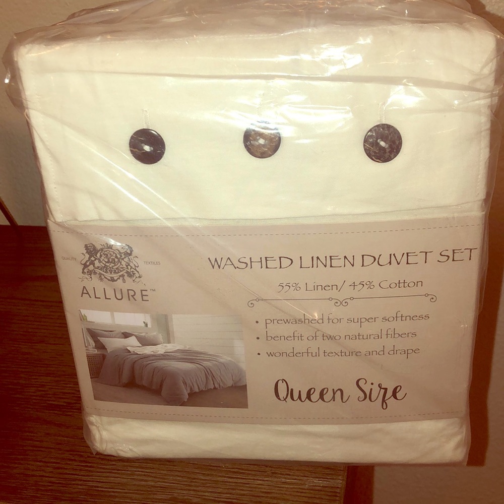 Washed linen duvet set